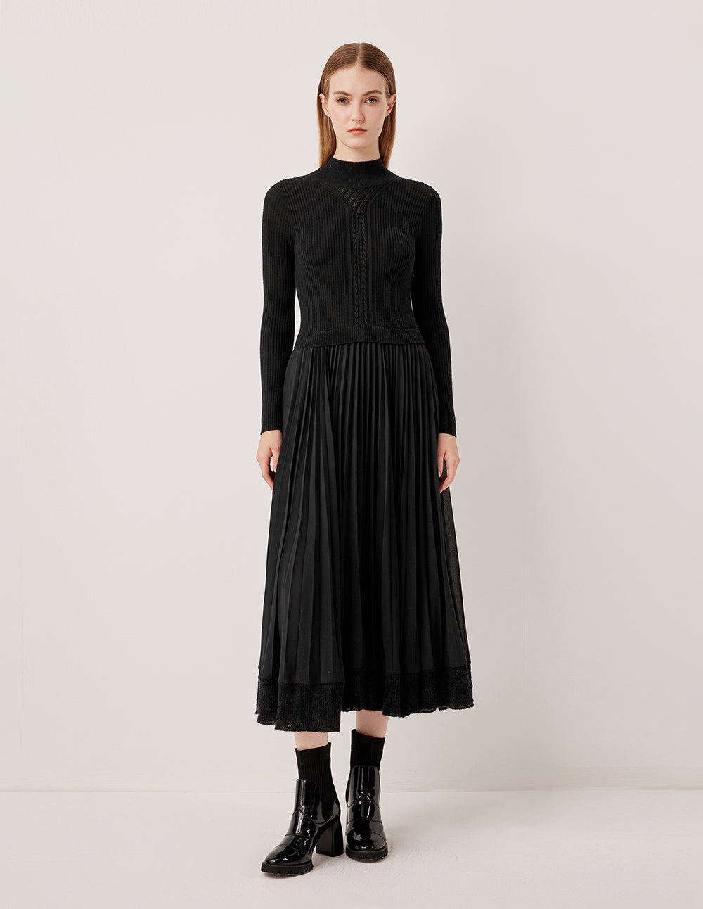 MARYLING Round Neck Long Sleeve Patchwork Wool Pleated Midi Knit Dress